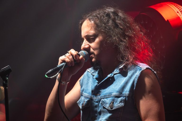 Ballbreaker - wokalista