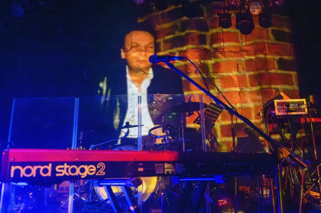 Koncert Specjalny Pamięci Grzegorza Ciechowskiego