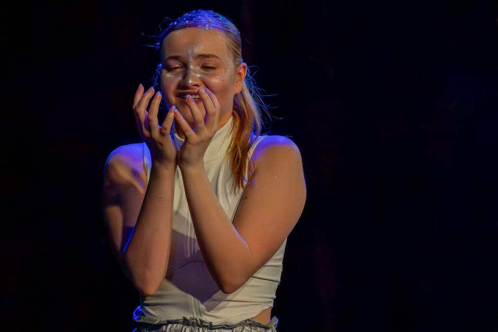 Spektakl „Nie Opuszczaj Mnie”, Teatr Antrakt