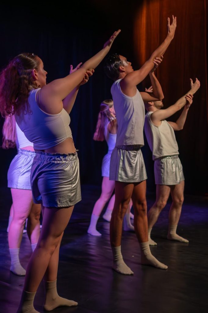 Spektakl „Nie Opuszczaj Mnie”, Teatr Antrakt