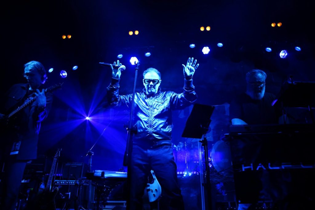 Koncert Specjalny Pamięci Grzegorza Ciechowskiego