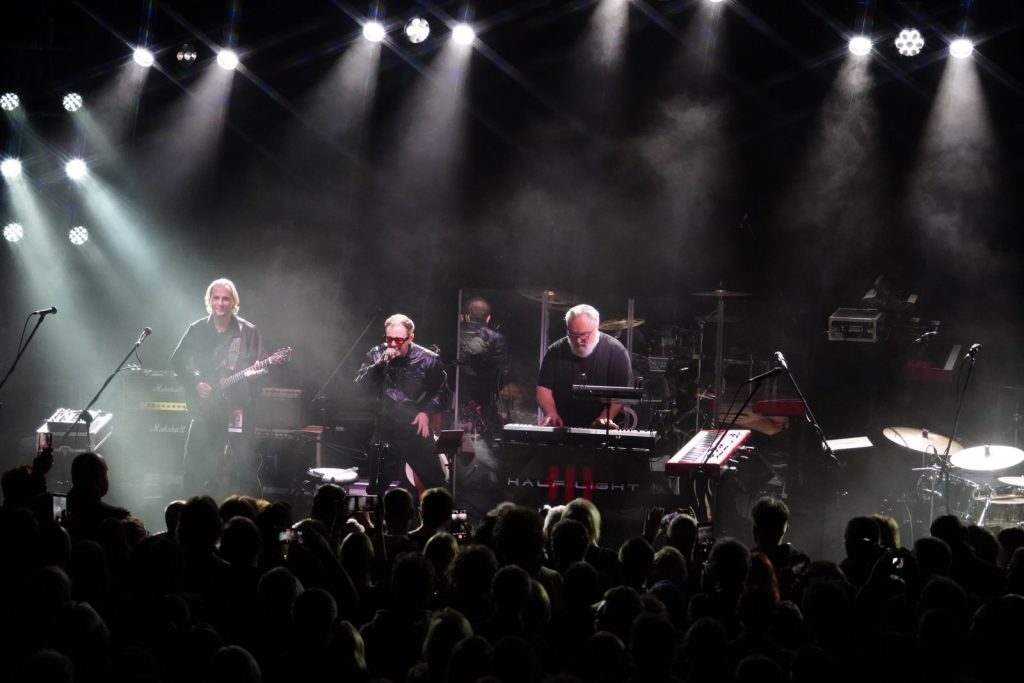 Koncert Specjalny Pamięci Grzegorza Ciechowskiego