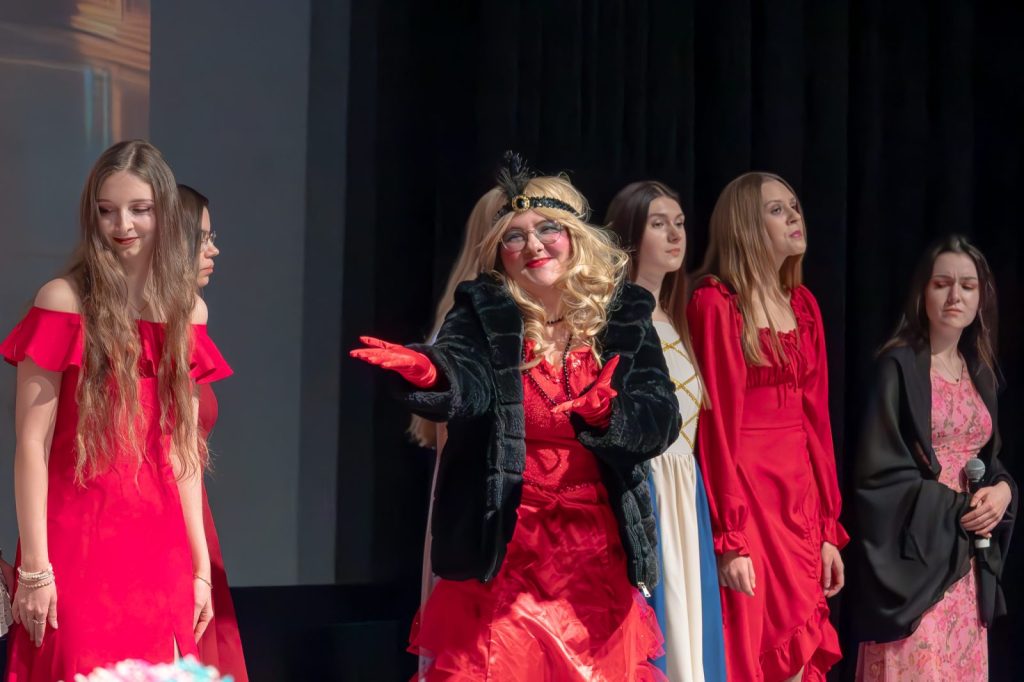 „Kopciuszek” – spektakl teatralny