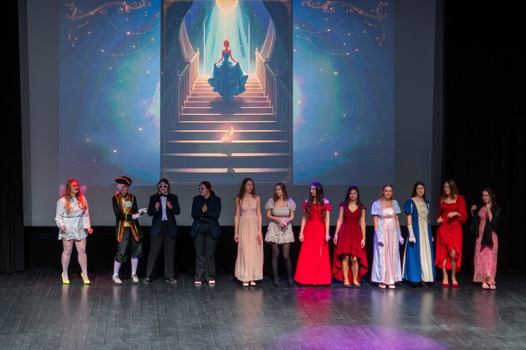 „Kopciuszek” – spektakl teatralny