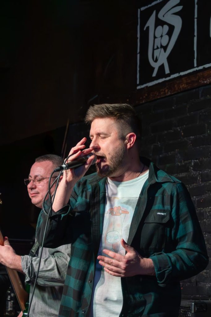 Pojedynek Kapel – I półfinał