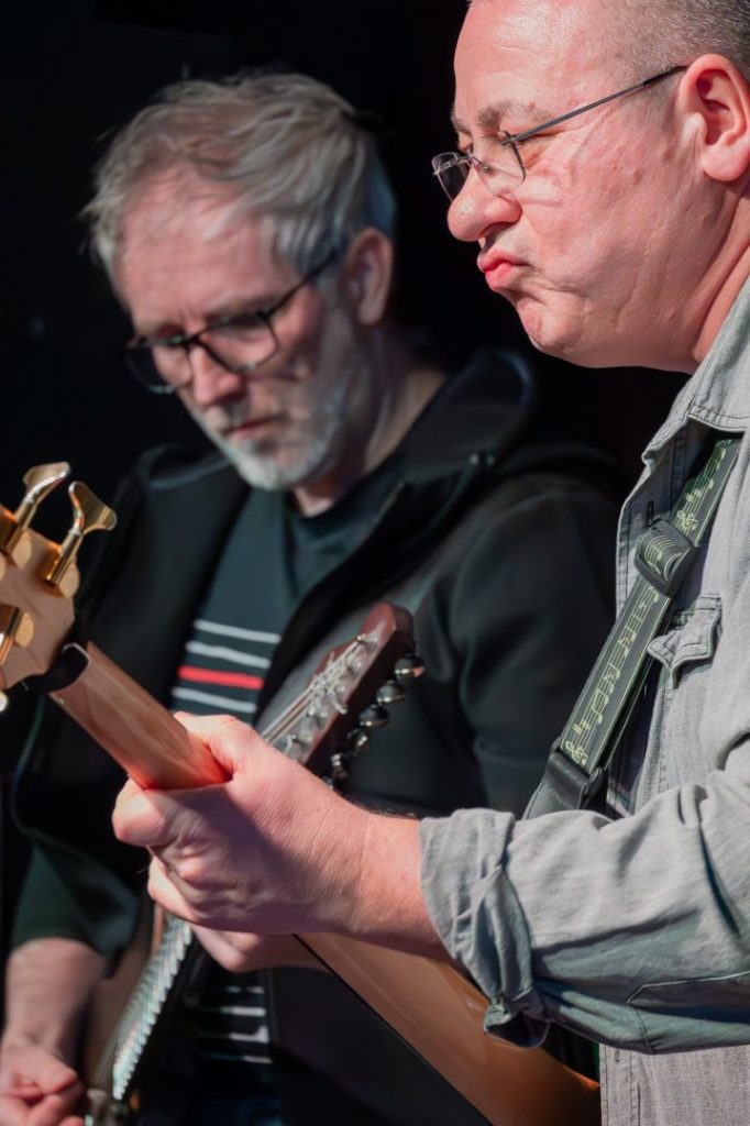 Pojedynek Kapel – I półfinał