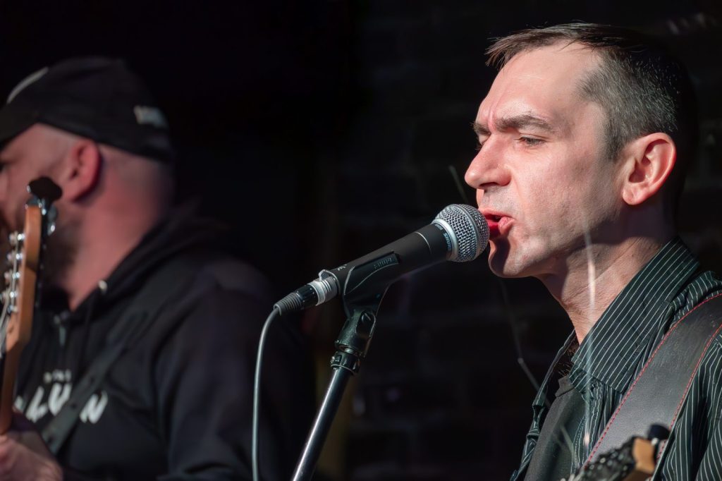 Pojedynek Kapel – I półfinał