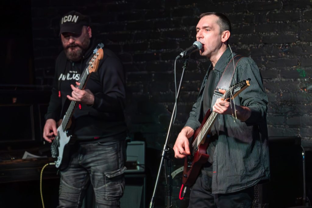 Pojedynek Kapel – I półfinał