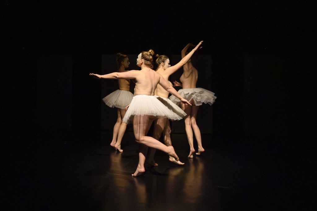 KLAMRA 2026 – dzień czwarty. Teatr ciała, obrazu i tajemnicy