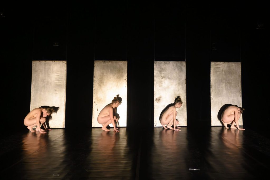 KLAMRA 2026 – dzień czwarty. Teatr ciała, obrazu i tajemnicy