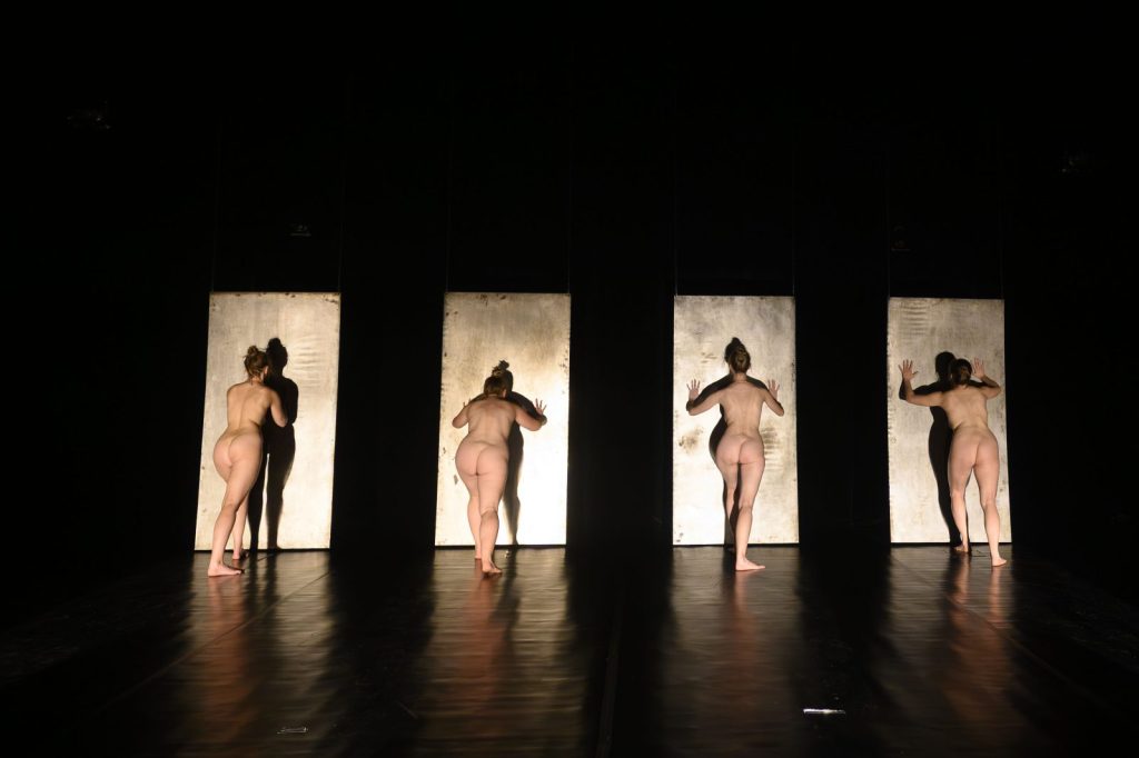 KLAMRA 2026 – dzień czwarty. Teatr ciała, obrazu i tajemnicy