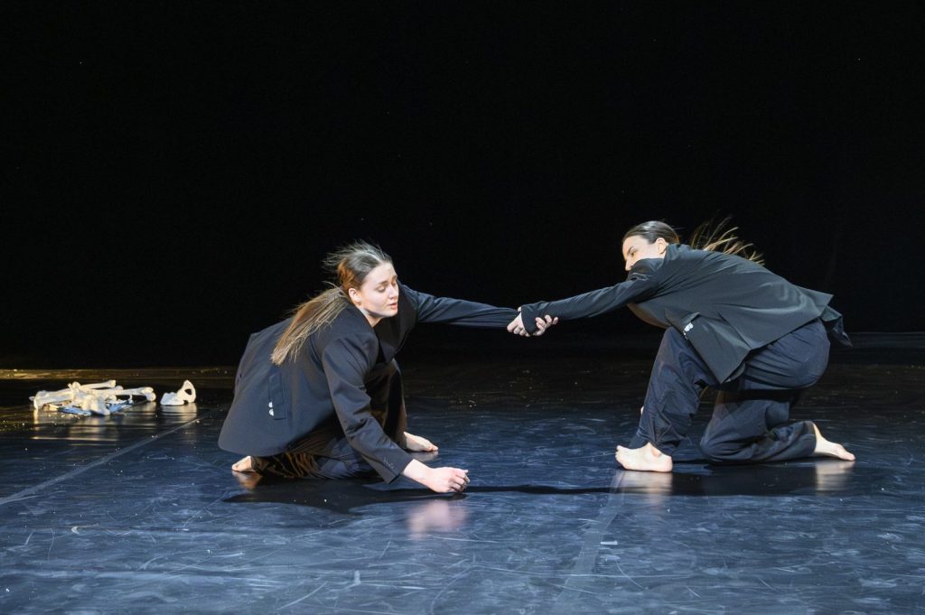 KLAMRA 2026 – dzień drugi. Teatr ruchu, pamięci i obrazu