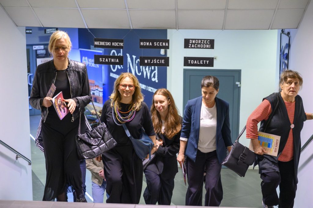 KLAMRA 2026 – dzień pierwszy. Nic nie wiemy na pewno