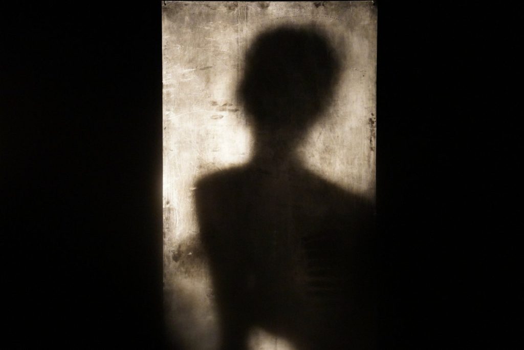 KLAMRA 2026 – dzień czwarty. Teatr ciała, obrazu i tajemnicy