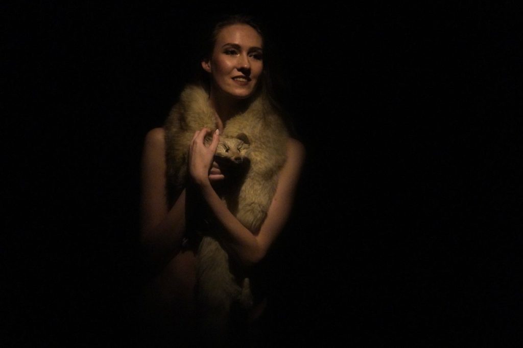 KLAMRA 2026 – dzień czwarty. Teatr ciała, obrazu i tajemnicy