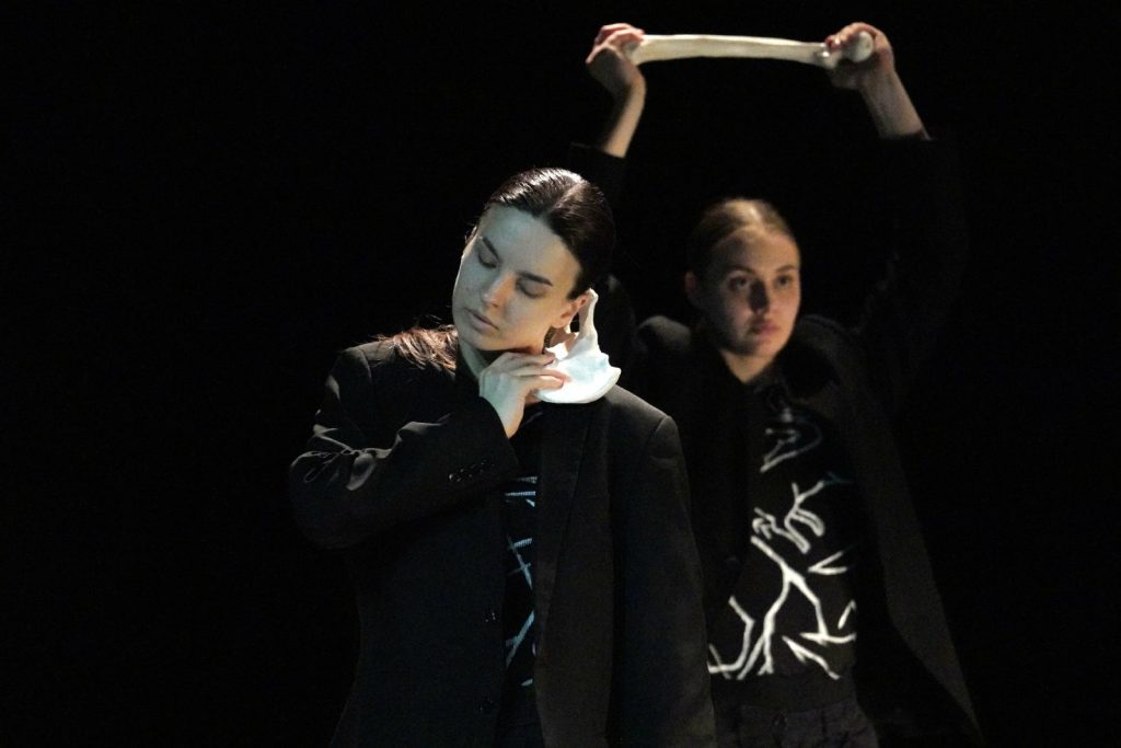 KLAMRA 2026 – dzień drugi. Teatr ruchu, pamięci i obrazu