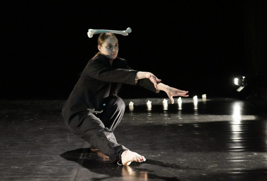 KLAMRA 2026 – dzień drugi. Teatr ruchu, pamięci i obrazu