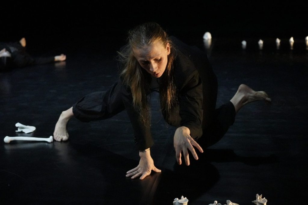 KLAMRA 2026 – dzień drugi. Teatr ruchu, pamięci i obrazu