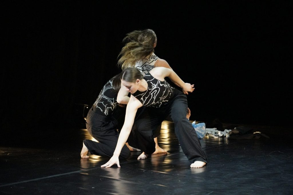 KLAMRA 2026 – dzień drugi. Teatr ruchu, pamięci i obrazu