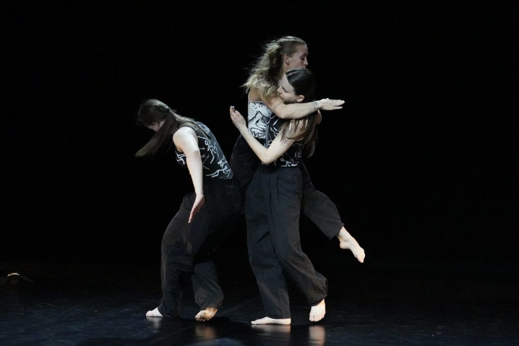 KLAMRA 2026 – dzień drugi. Teatr ruchu, pamięci i obrazu