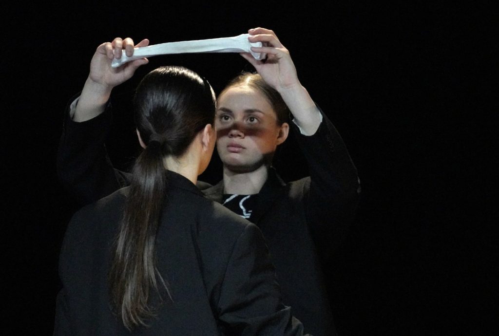 KLAMRA 2026 – dzień drugi. Teatr ruchu, pamięci i obrazu