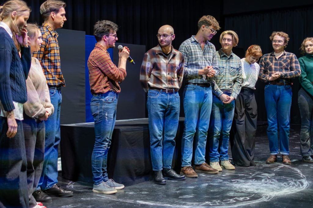 Konstelacje – Premiera