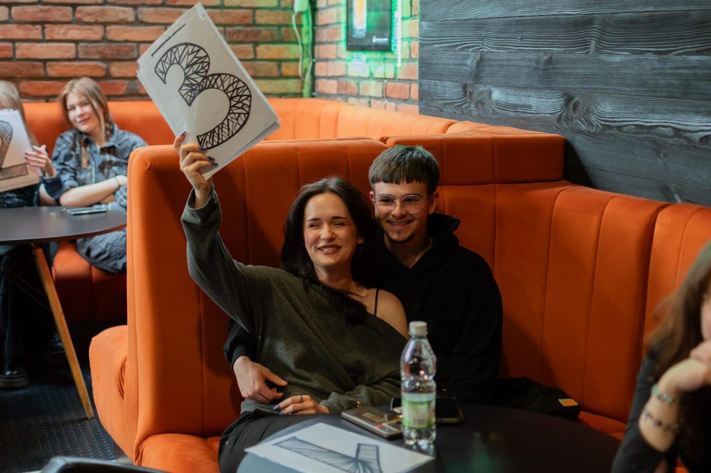 Kwietniowy Slam Od Nowa