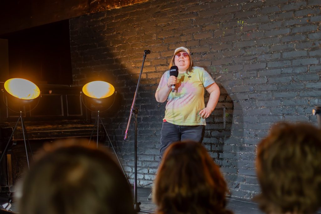 Kwietniowy Slam Od Nowa