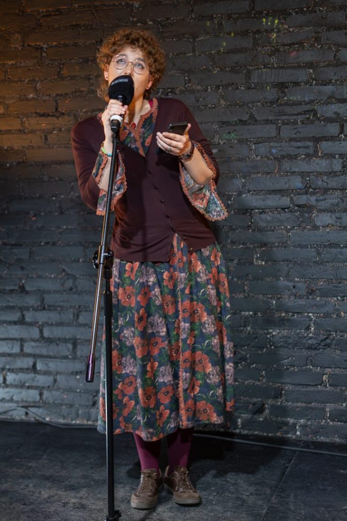 Kwietniowy Slam Od Nowa