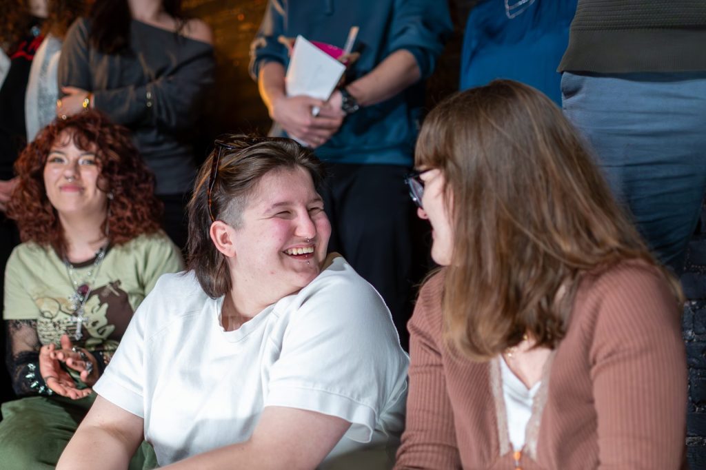 Kwietniowy Slam Od Nowa