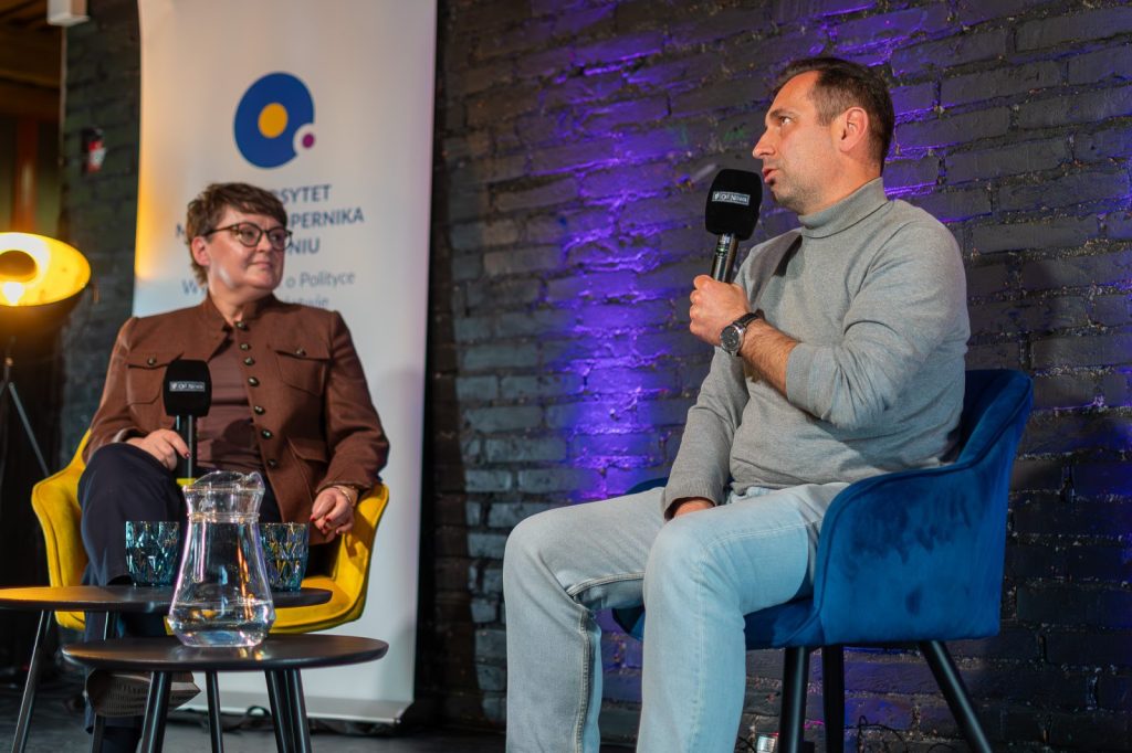 Życie polityczne piłki nożnej