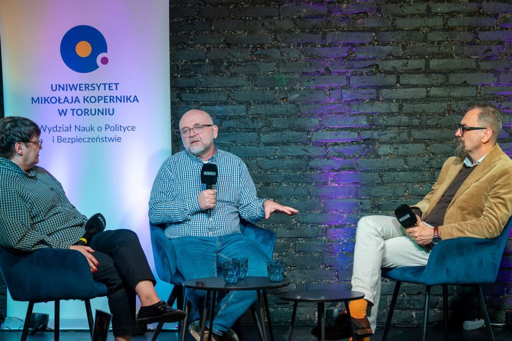 7 października – trzy lata później